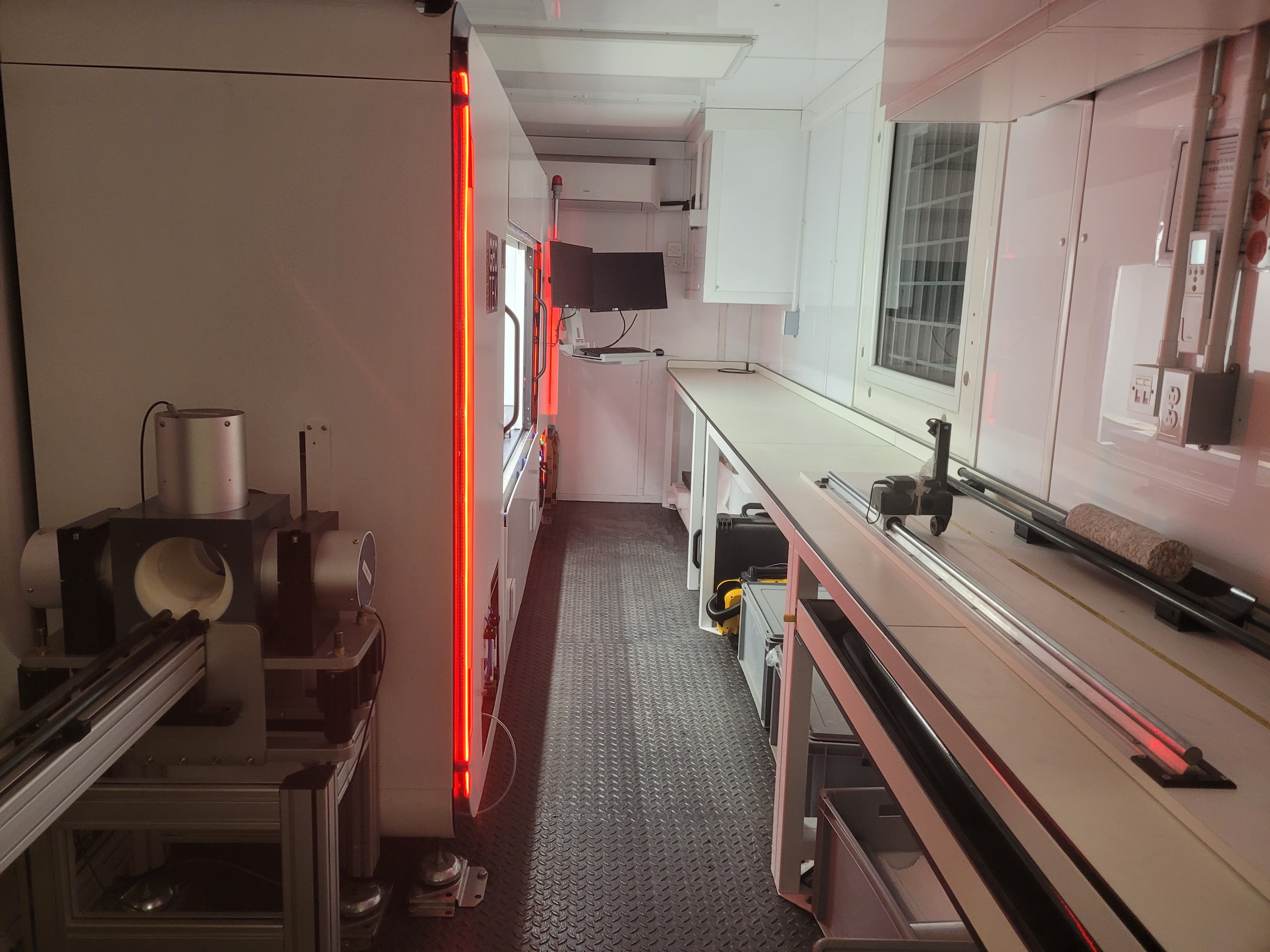 Geotek X-ray fluorescence equipment used for drill-core analysis